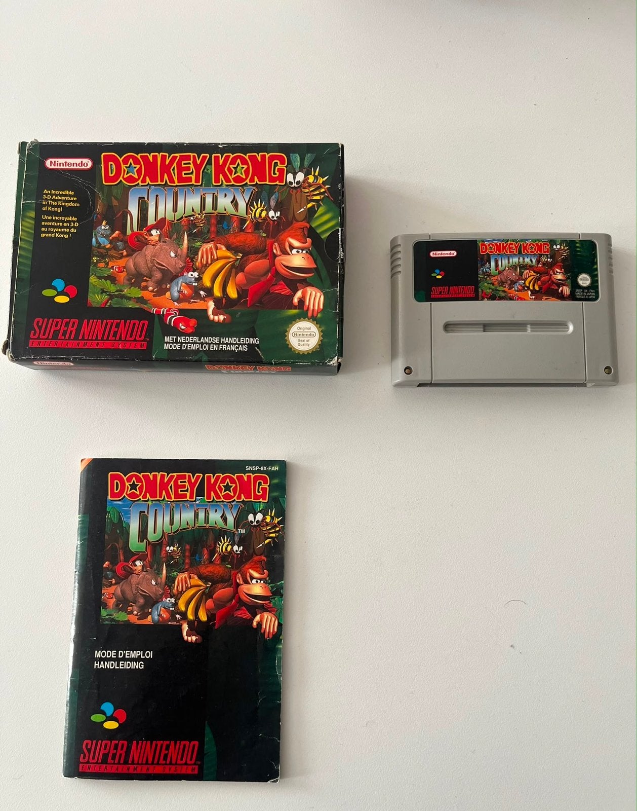 Donkey Kong Country - Super Nintendo (SNES) Compleet, Gebruikt, 1 speler, Ophalen of Verzenden, Vanaf 3 jaar