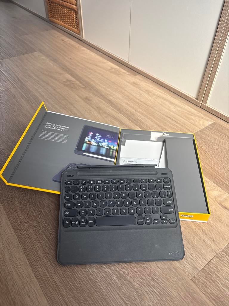 ZAGG toetsenbord en hoes voor tablet - QWERTY, Ophalen of Verzenden, Qwerty, Zo goed als nieuw, Draadloos
