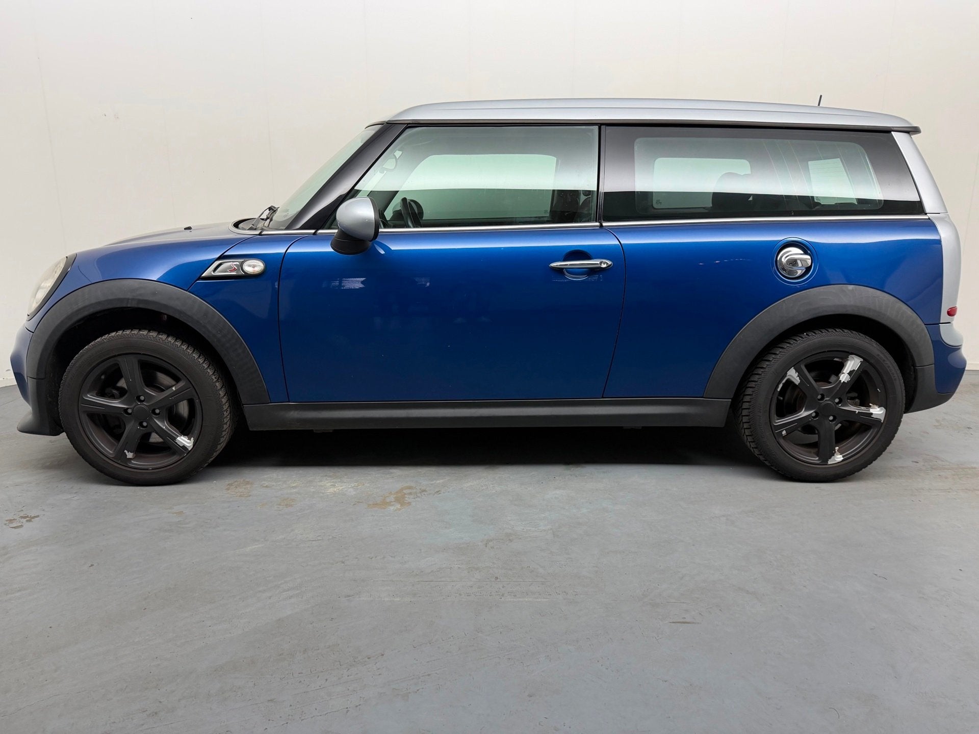 Mini Mini 1.6 Cooper S # Xenon # Pdc # Trekhaak # Lmv, Voorwielaandrijving, Gebruikt, 750 kg, 4 cilinders