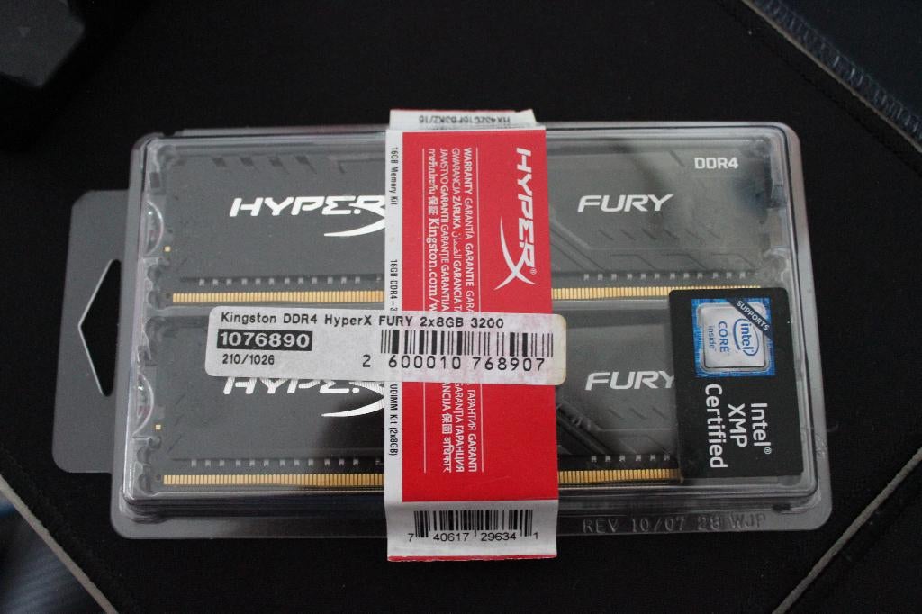 Kingston DDR4 HyperX FURY 2x8GB 3200, Computers en Software, RAM geheugen, Zo goed als nieuw, Desktop, 16 GB, DDR4, Ophalen of Verzenden