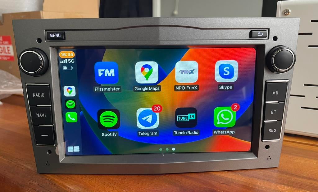 Opel Apple CarPlay Autoradio Navigatie Corsa Zafira Vectra, Auto diversen, Autoradio's, Zo goed als nieuw, Ophalen