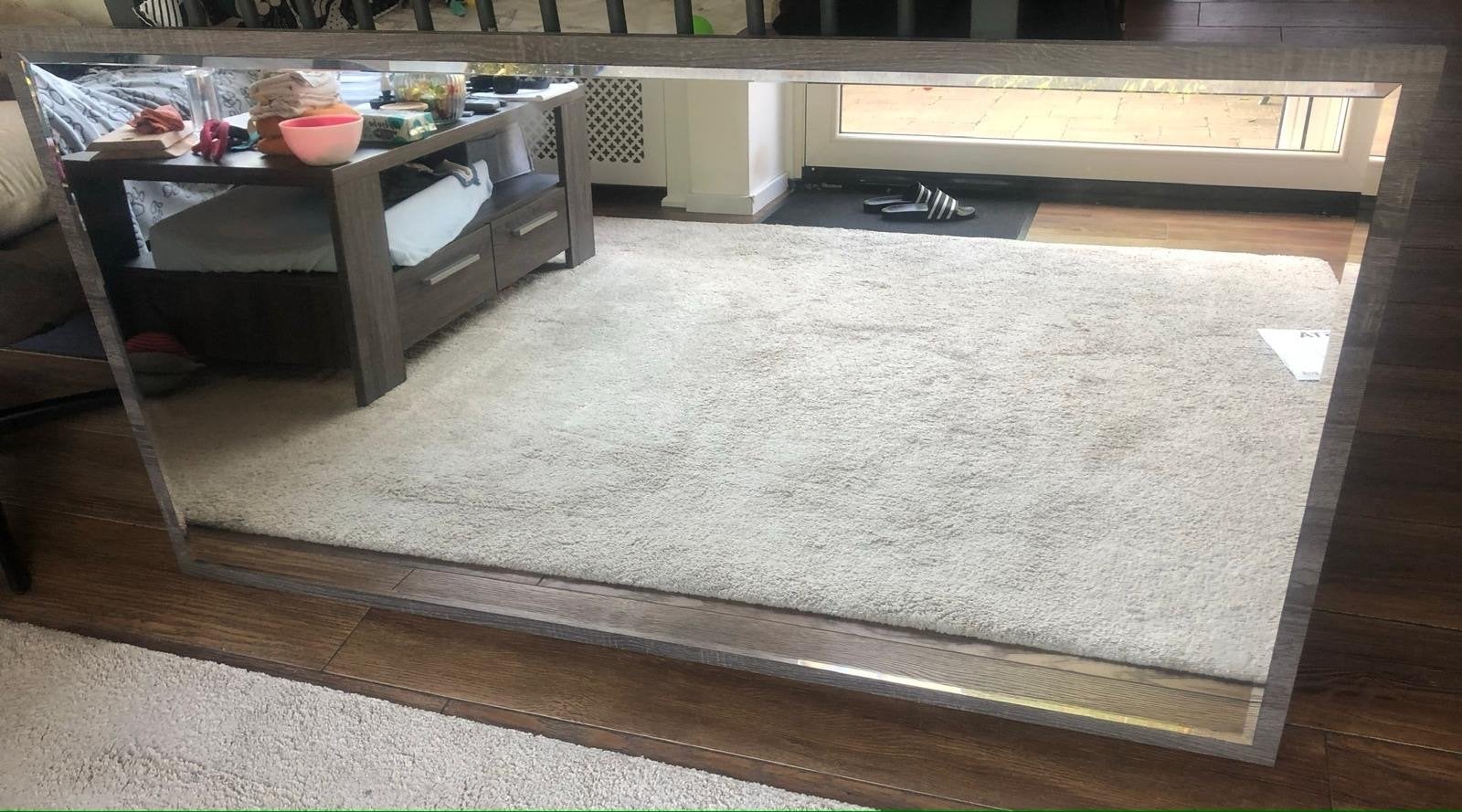Grote spiegel met houten frame, Ophalen of Verzenden, Gebruikt, Rechthoekig, 100 tot 125 cm