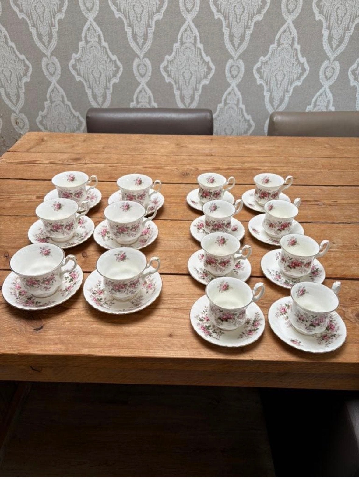 Royal Albert Lavender Rose Koffie- en Theeservies, Antiek en Kunst, Antiek | Servies compleet, Ophalen