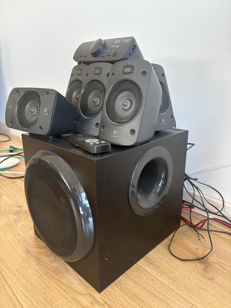 Logitech Z-906 5.1 THX Digital Surround Sound Systeem, Audio, Tv en Foto, Home Cinema-sets, Gebruikt, 70 watt of meer, 5.1-systeem