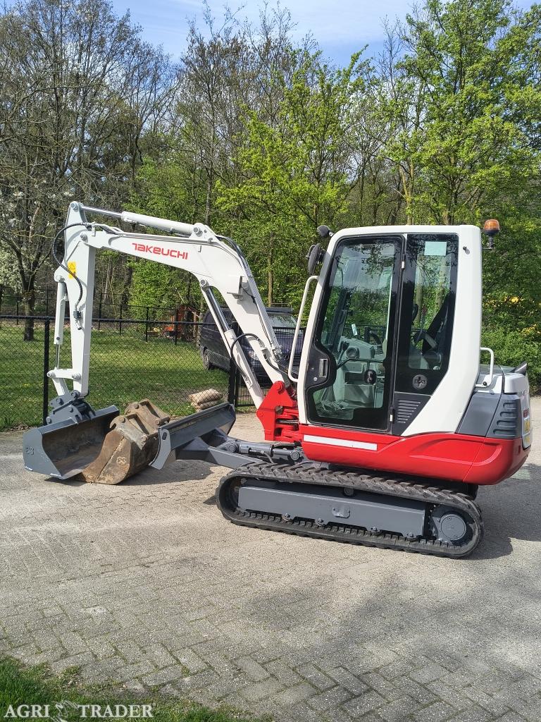 Takeuchi tb 235 2018 3.5 ton minigraver, -, Niet opgegeven, Ophalen of Verzenden, Niet opgegeven