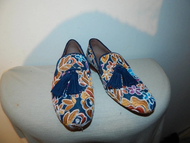 Pedro Miralles instappers loafers klosjes bloemen borduur 37, Pedro Miralles, Overige kleuren, Verzenden, Instappers