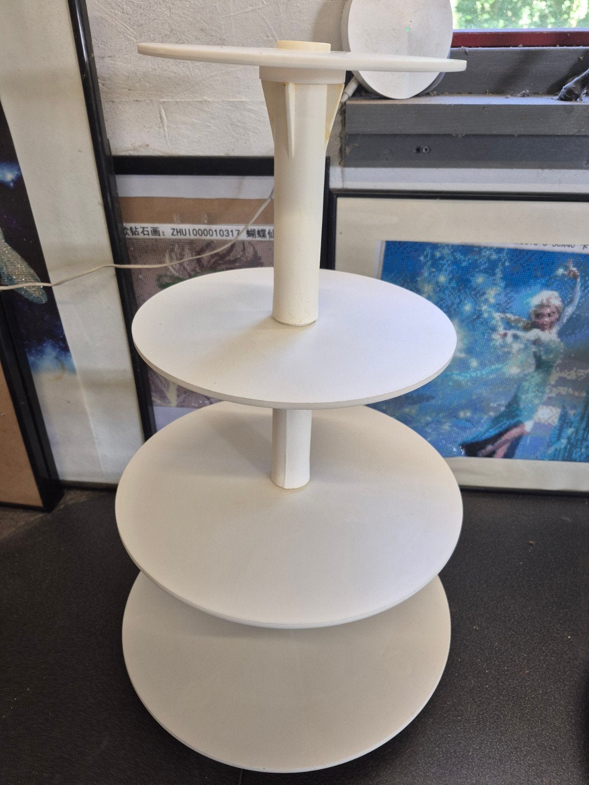 Witte etagere met 4 lagen, Ophalen, Gebruikt, Bakvorm