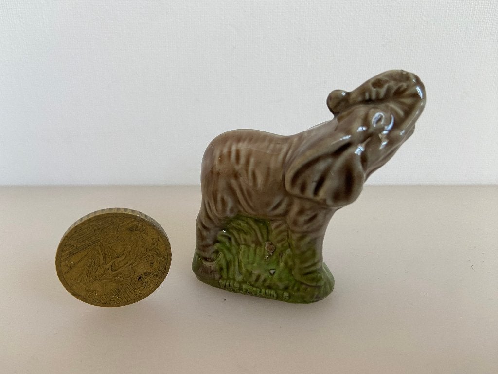 Beeldje Wade Olifant 5 cm, Verzamelen, Beelden en Beeldjes, Ophalen of Verzenden, Gebruikt, Dier