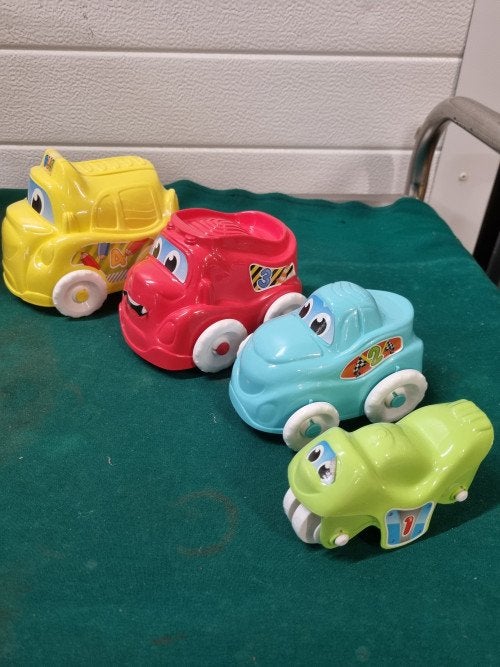speelgoed bus auto vier stuks baby, Ophalen of Verzenden, 'T Olde Gre-j, Info@toldegrej.nl, Endepoelstraat 20f Didam
