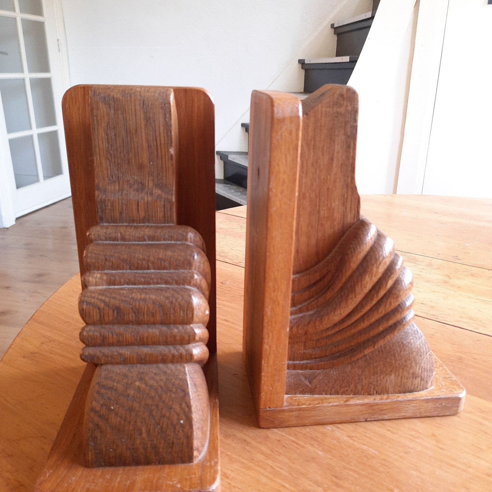 Amsterdamse School ART DECO Boekenstanders Houtsnijwerk, Antiek en Kunst, Verzenden
