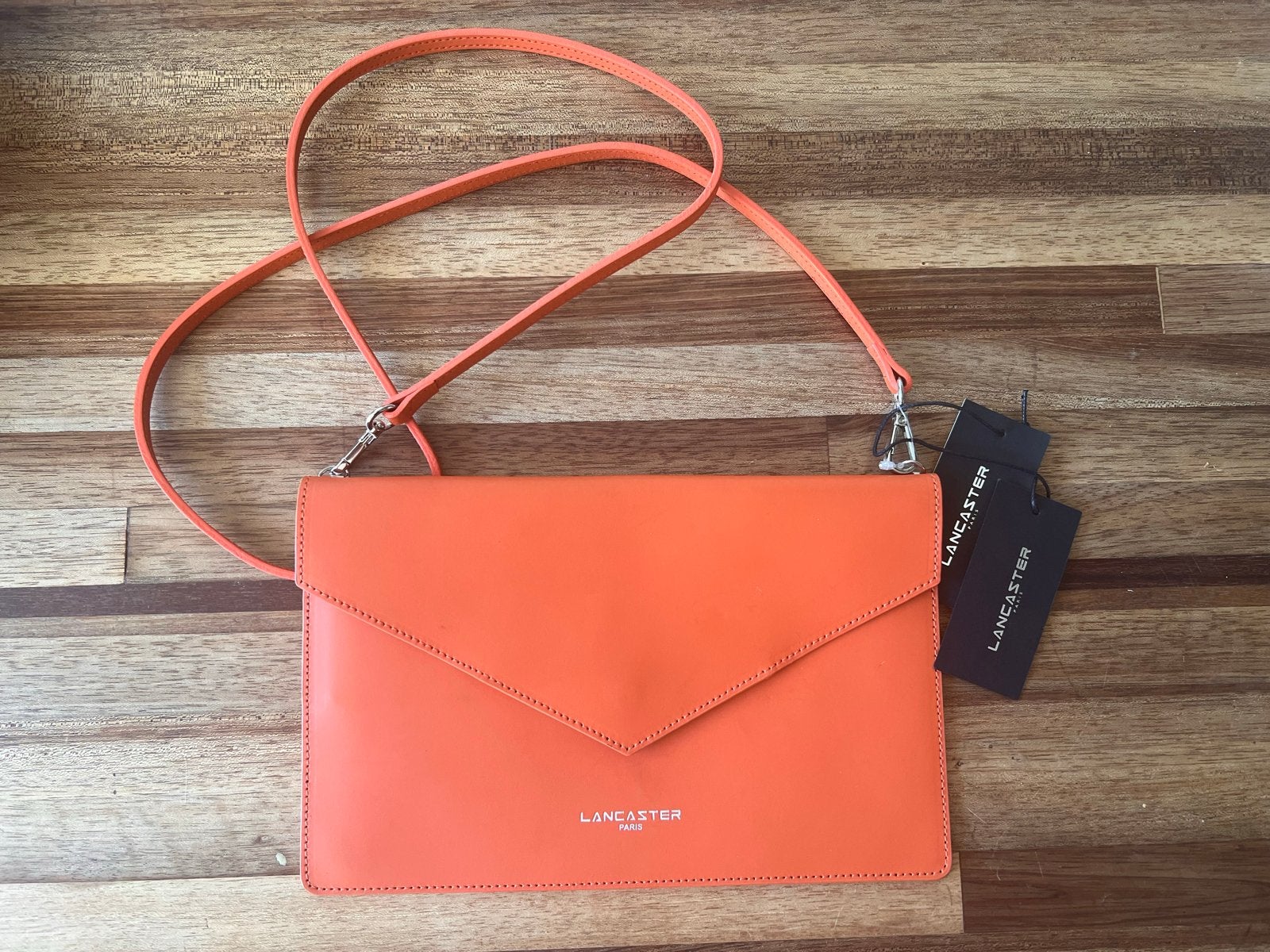 Nieuwe Oranje Lancaster Paris Leren Schoudertas met Kaartjes, Ophalen of Verzenden, Nieuw, Oranje, Schoudertasje