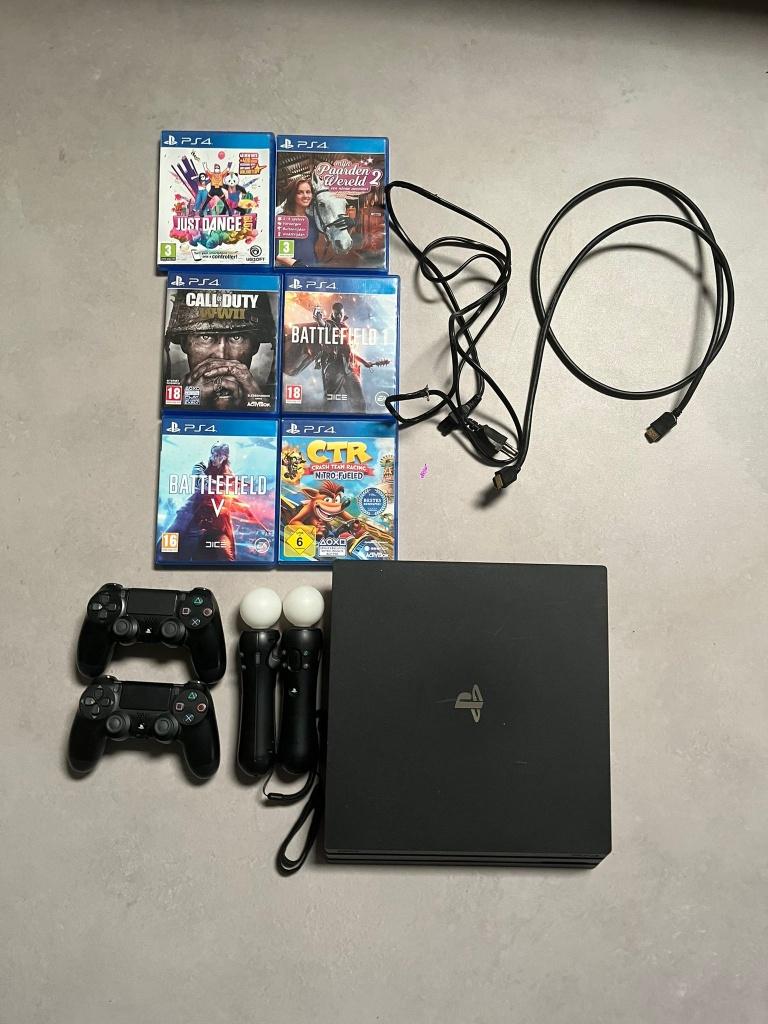 PS4 pro 1TB met consoles en games, Ophalen of Verzenden, Zo goed als nieuw, 1 TB, Pro