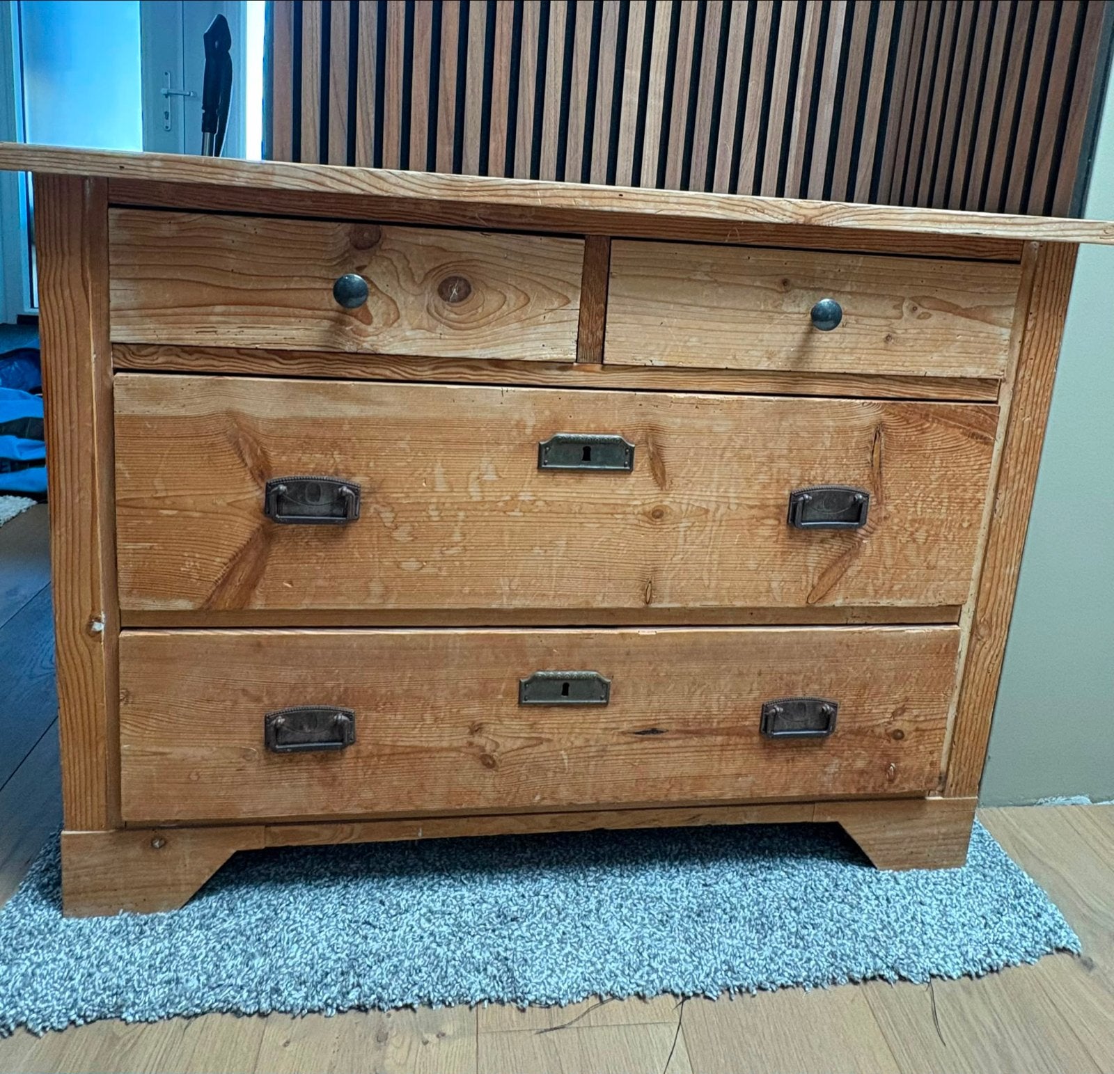 Antieke Duitse grenen commode met 4 laden, Ophalen