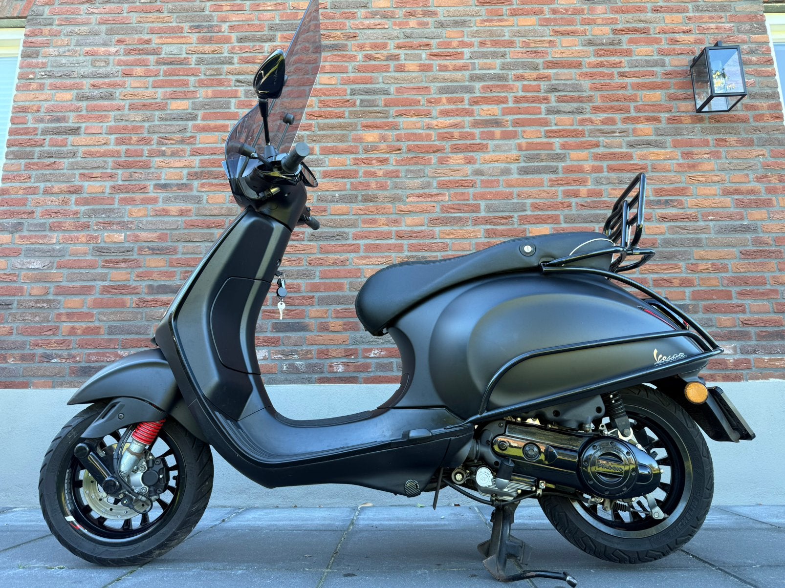 Vespa Sprint 2021 – Full Option – 9.677 km, Fietsen en Brommers, Ophalen, Maximaal 45 km/u, Vespa S, Benzine
