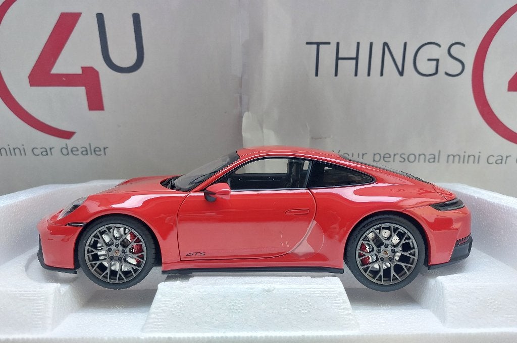 Norev 1:18 Porsche 911 (992) Carrera 4 GTS Coupe 2024 guards, Ophalen of Verzenden, Nieuw, Auto, Norev