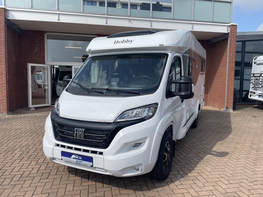 Hobby Optima On Tour V65 GE Edition F, Standaard zit, Koelkast, Ringverwarming, Fiat