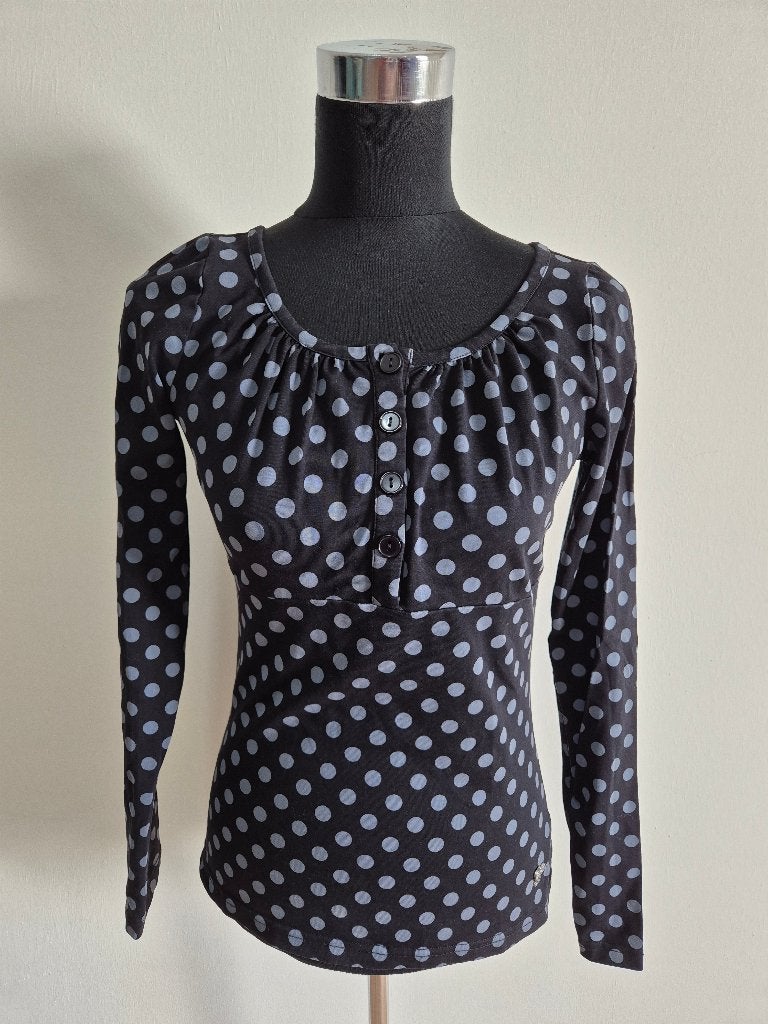 Top130 - Grijs Tante Betsy polkadot shirt maat S (1), Ophalen of Verzenden, Zo goed als nieuw, Maat 38/40 (M), Grijs