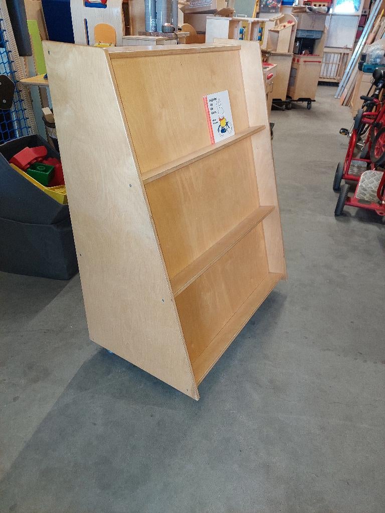 2x Rolf verrijdbare leeskast / boekenkast / speelgoedkast, Ophalen of Verzenden, Zo goed als nieuw, Taal en Lezen