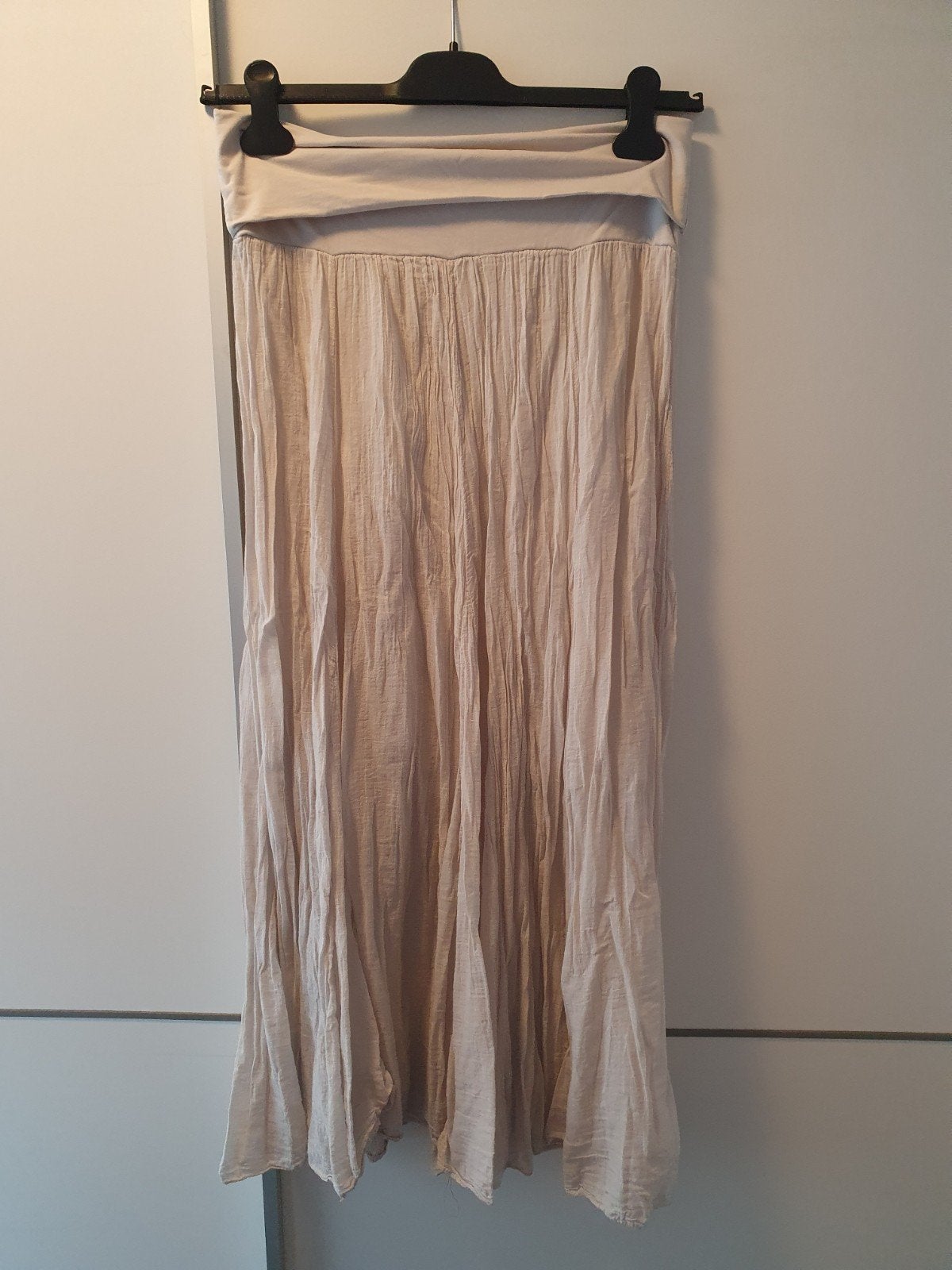 Nieuw! Mooie beige rok, 1 maat tm 44!, Kleding | Dames, Rokken, Verzenden, Beige, Maat 42/44 (L), Nieuw