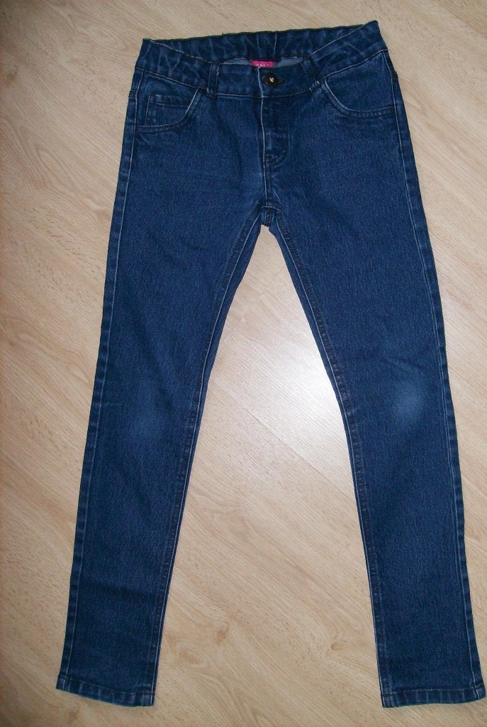 leuke skinny spijkerbroek, Kinderen en Baby's, Kinderkleding | Maat 152, Ophalen of Verzenden, Zo goed als nieuw, Meisje, Broek