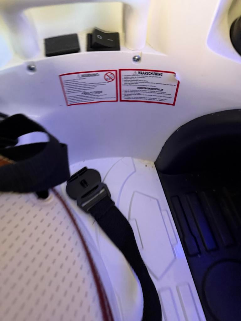 Hello Kitty Bumper Car - Accuvoertuig, Kinderen en Baby's, Ophalen, Gebruikt