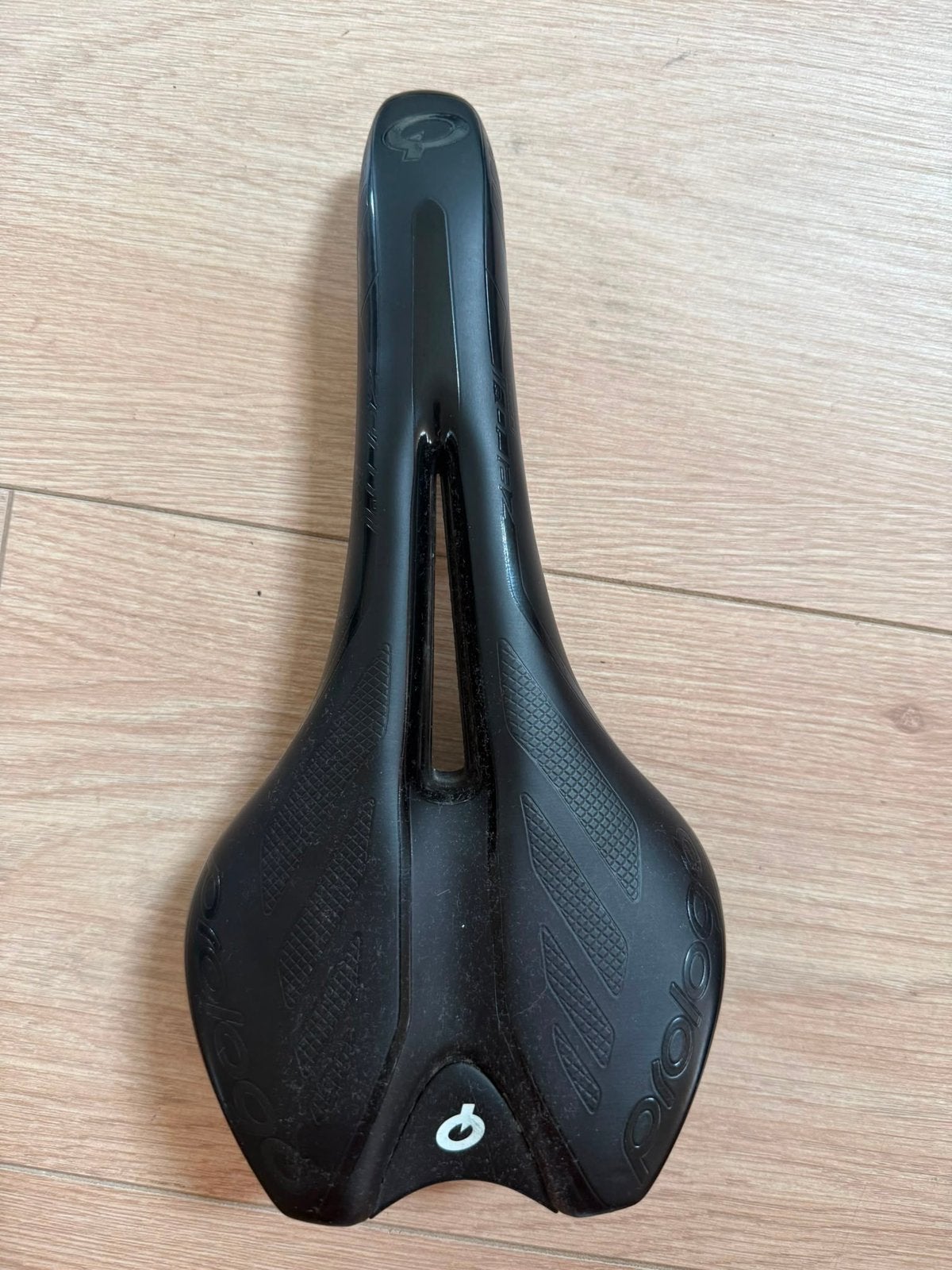 Prologo tirox zero 134mm zadel, Ophalen, Zadel