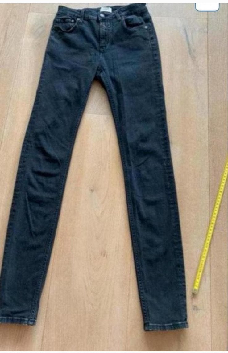 Closed 28 skinny lizzy, Kleding | Dames, Spijkerbroeken en Jeans, Ophalen of Verzenden, Zo goed als nieuw, Zwart, W28 - W29 (confectie 36)