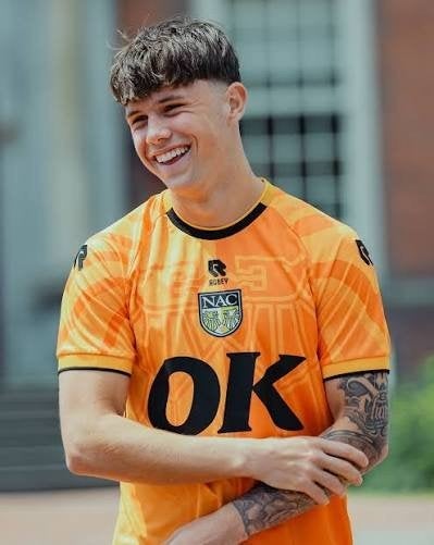 Gezocht 3e shirt NAC Breda XL/ XXL, Maat XL, Ophalen, Zo goed als nieuw, Shirt