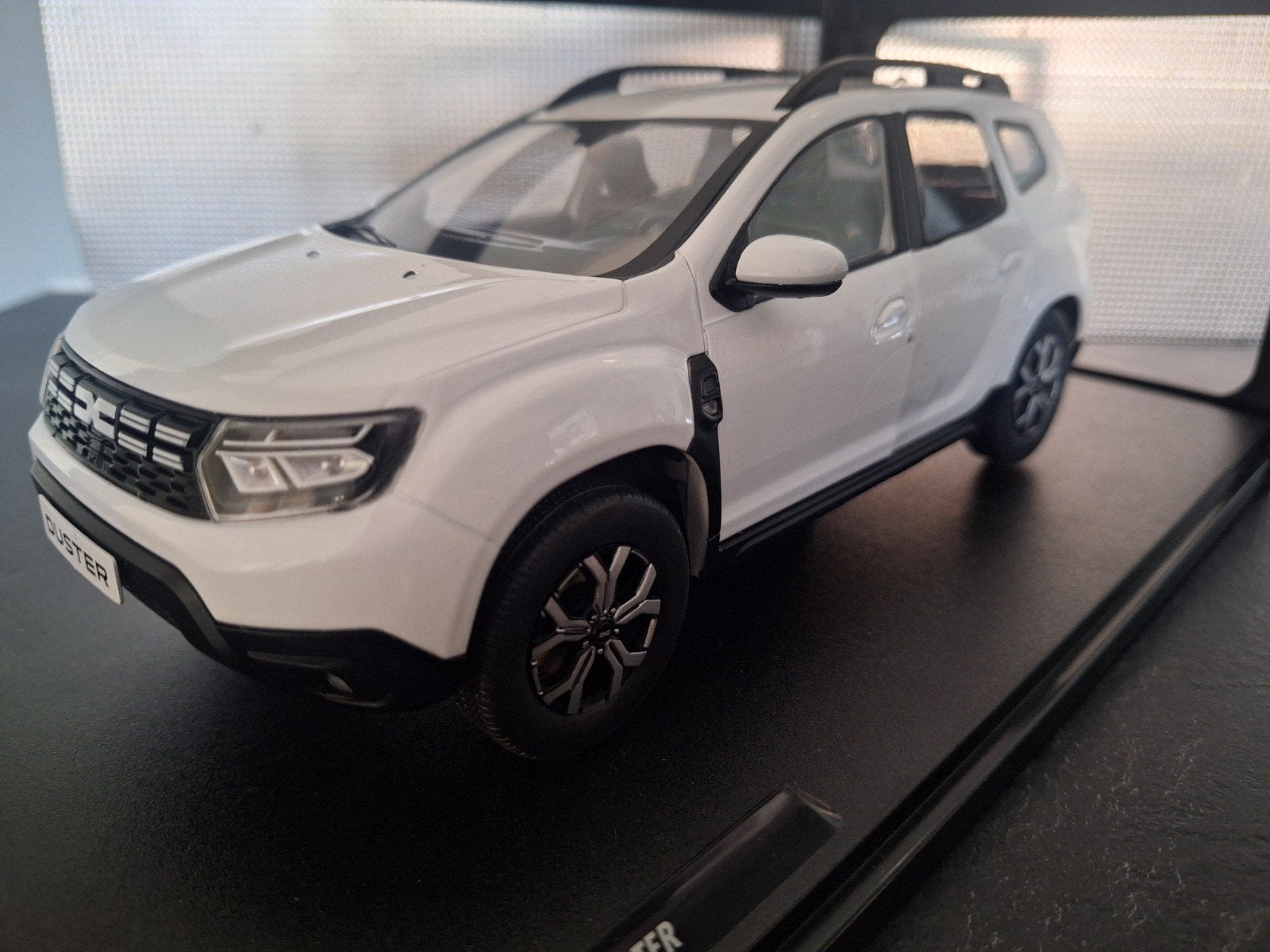 Dacia Duster PH 2.5 2024 Schaal 1:18, Solido, Auto, Solido, Nieuw
