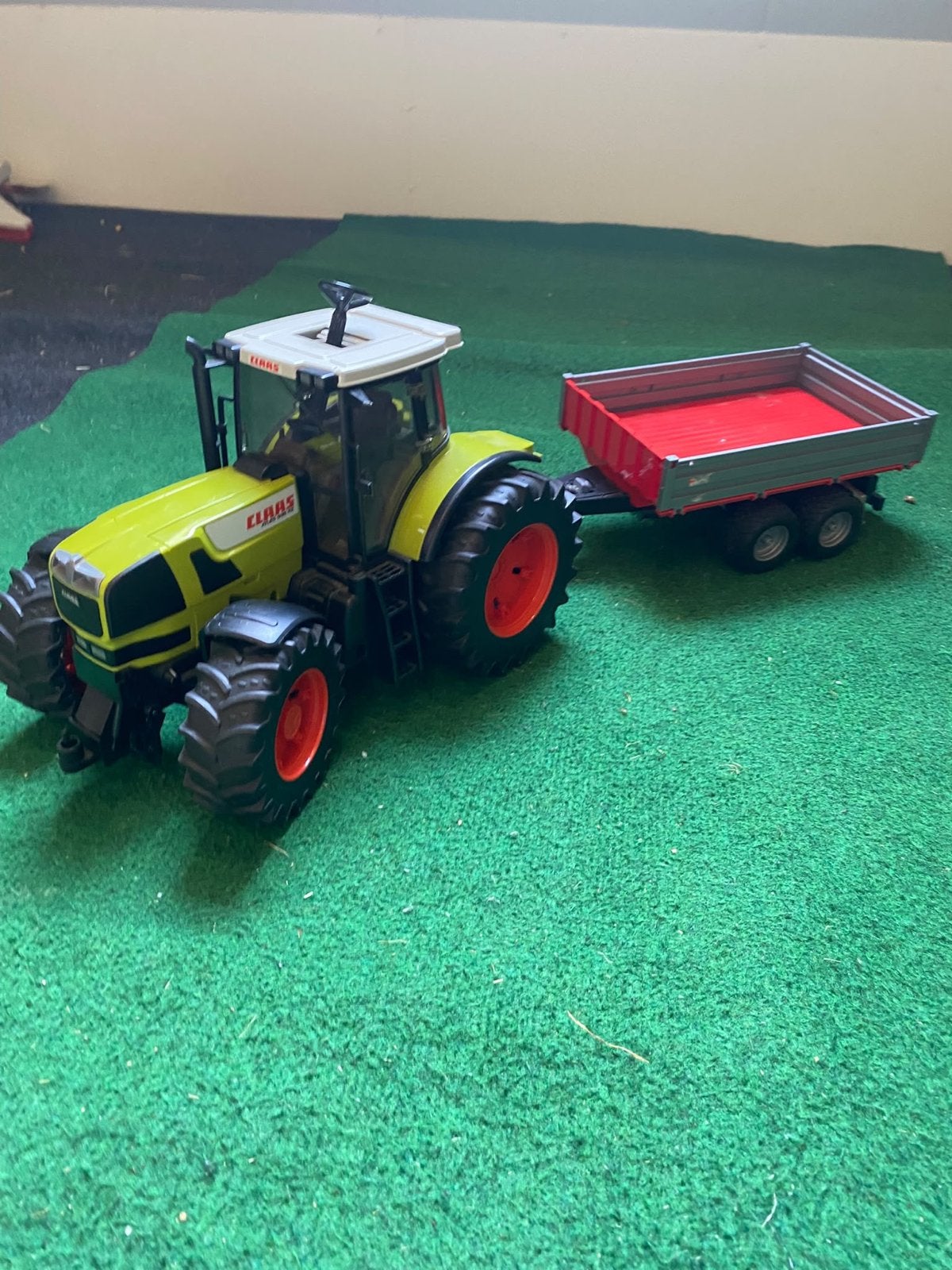 Bruder Claas tractor met kiepwagen - Zo goed als nieuw, Ophalen of Verzenden, Gebruikt