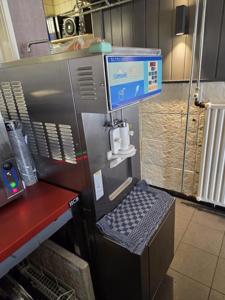 Carpigiani Multiple Choice IJs / milkshake machine, Ophalen, Gebruikt