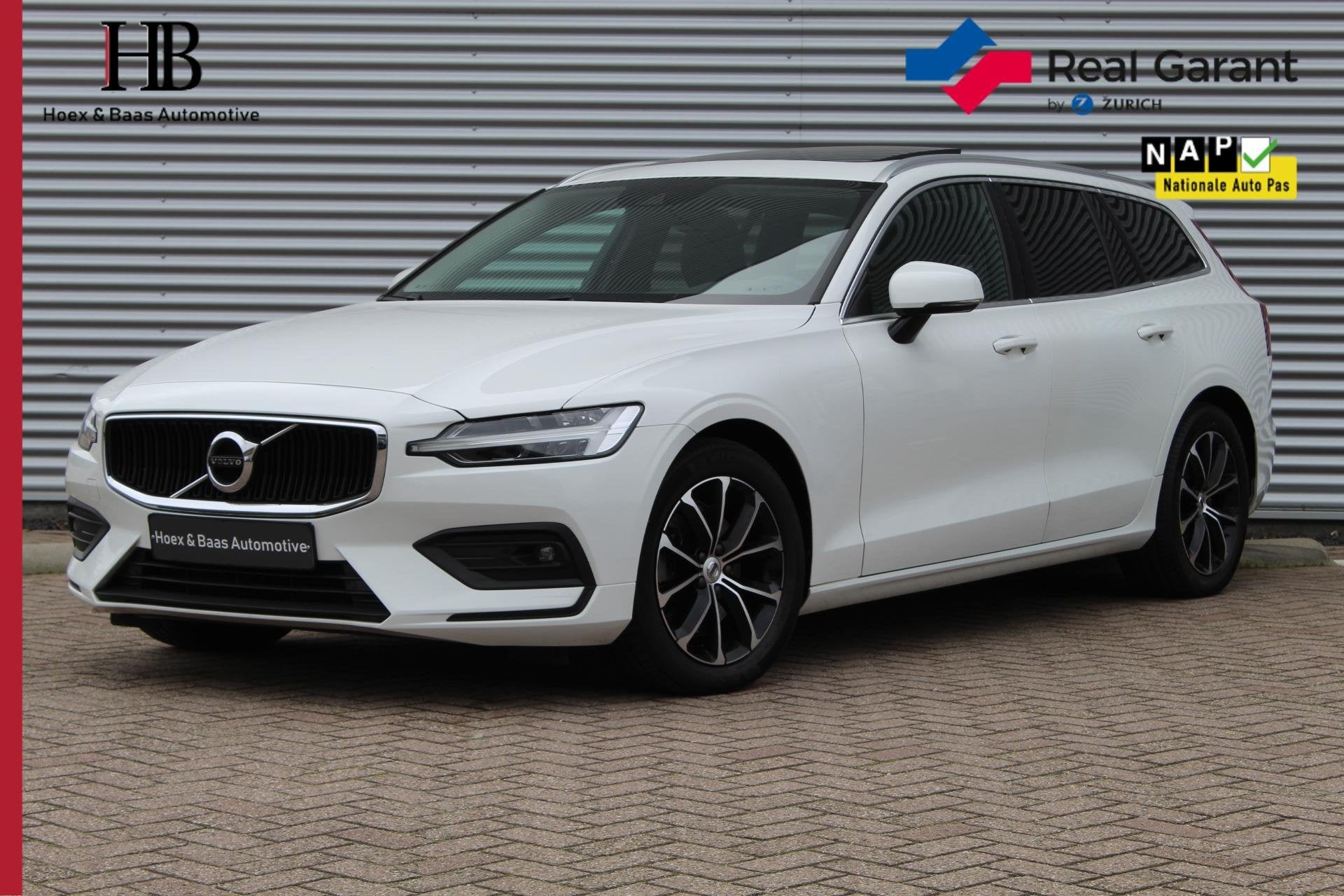 Volvo V60 2.0 B3/Pano/Adapt cruise/Bliss/Trekhaak, 15 km/l, 4 cilinders, 1969 cc, Onderhoudsboekje