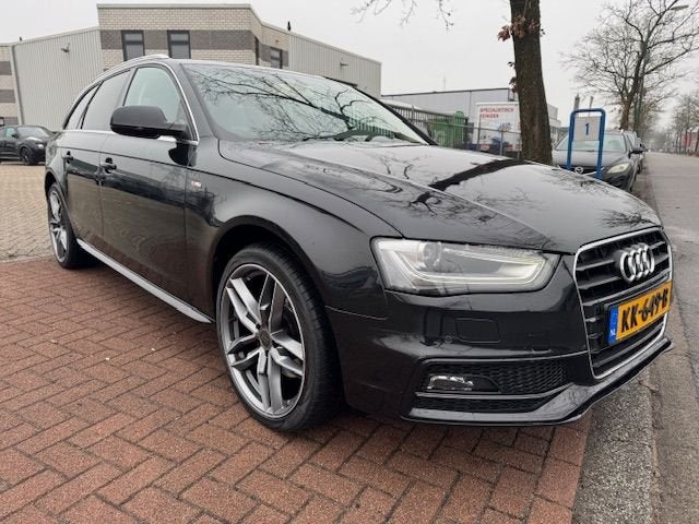 Audi A4 Avant 3.0 TDI Quattro Pro Line S Edition Airco/ECC,N, Auto's, Automaat, Euro 5, Gebruikt, Beige
