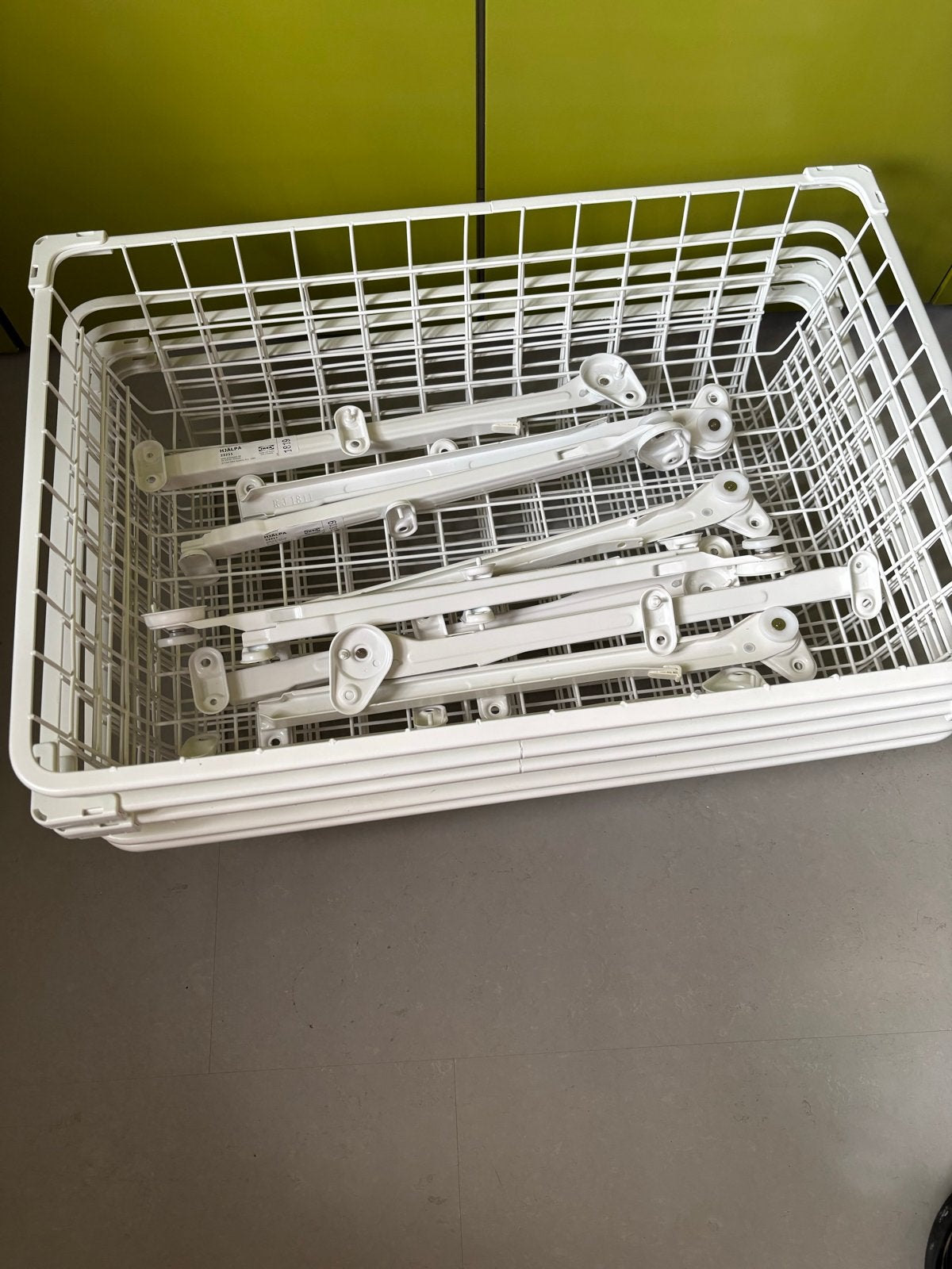 5x IKEA Platsa HJÄLPA draadmand met rails 60x40 cm, Huis en Inrichting, Kasten | Kledingkasten, Ophalen, Gebruikt, 50 tot 100 cm