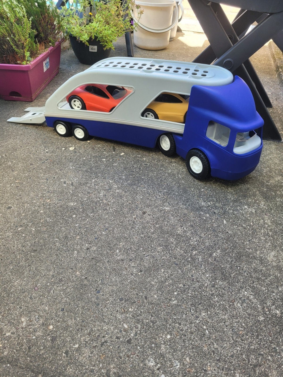 Grote speelgoed autotransporter met 2 auto's, Ophalen, Gebruikt
