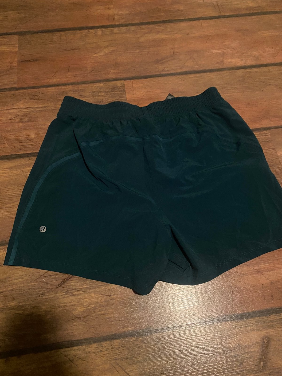 Lululemon hardloop short, Sport en Fitness, Loopsport en Atletiek, Overige merken, Nieuw, Ophalen of Verzenden, Kleding