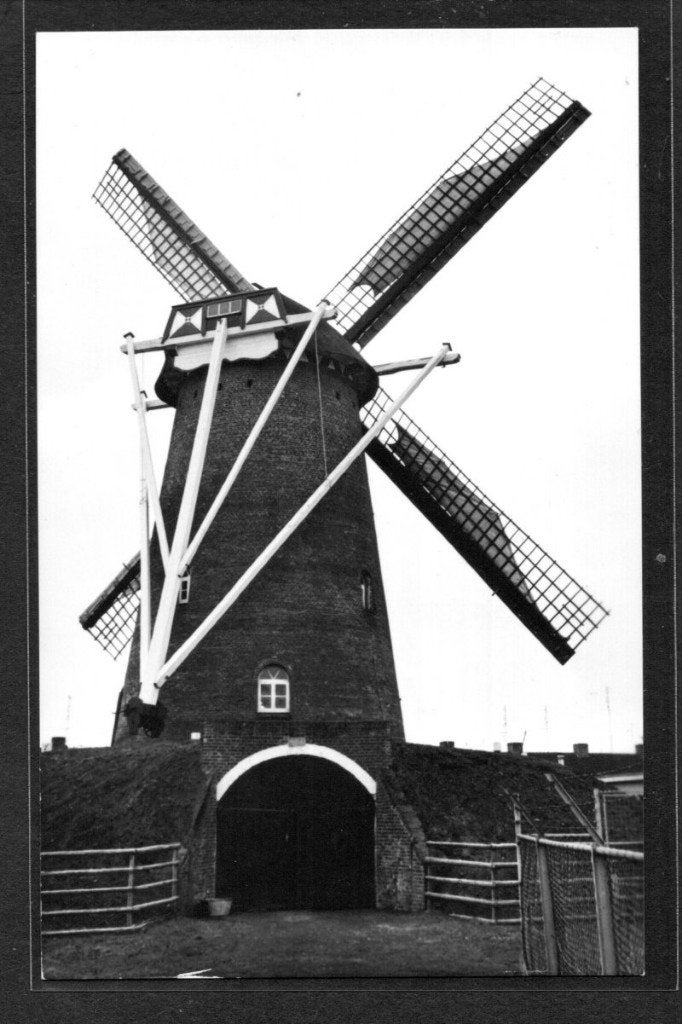 molen; Korenmolen De Volksvriend te Liessel., Ophalen of Verzenden, 1960 tot 1980, Ongelopen, Noord-Brabant