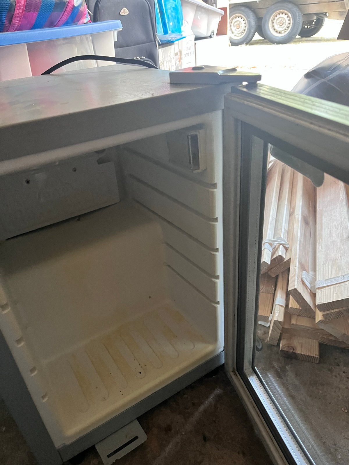 Gastro-Cool Minibar Koelkast GCKW25 - 21L, Witgoed en Apparatuur, Ophalen, Minder dan 85 cm, Minder dan 75 liter, 45 tot 60 cm