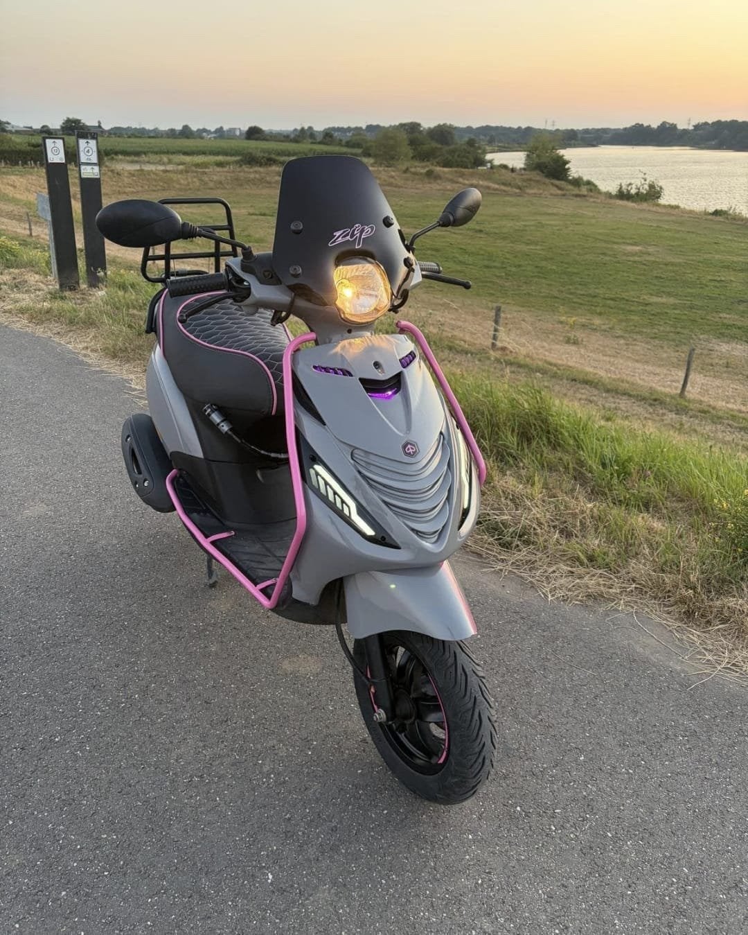 Piaggio Zip Full Custom Scooter, Fietsen en Brommers, Scooters | Piaggio, Ophalen, Zip, Zo goed als nieuw, Benzine