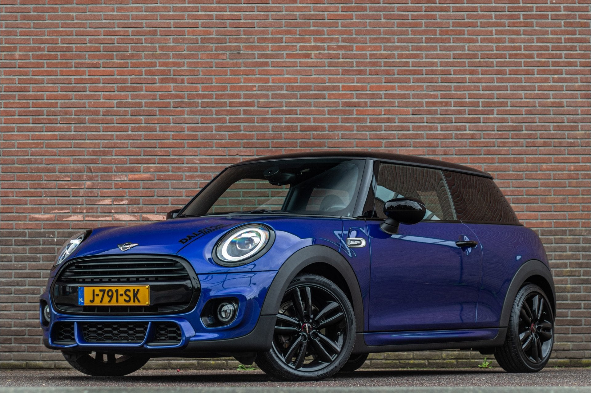 MINI Cooper 1.5 Dalston Edition, Origineel NL, John Cooper W, Auto's, Dealer onderhouden, 136 pk, Gebruikt, Alcantara