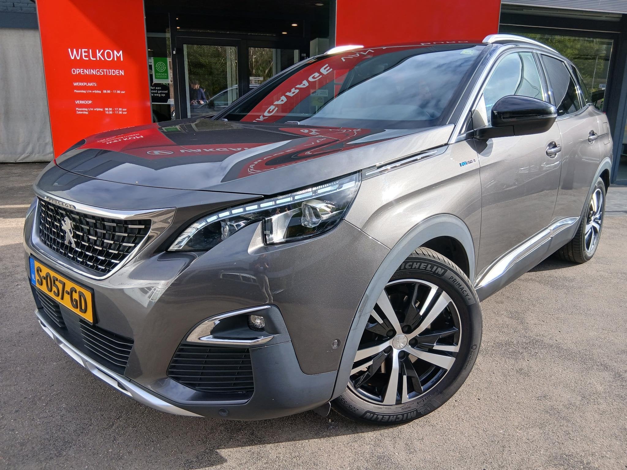 Peugeot 3008 1.6 HYbrid4 300 GT, Auto's, Peugeot, Automaat, 12 maanden, Euro 6, 4 cilinders