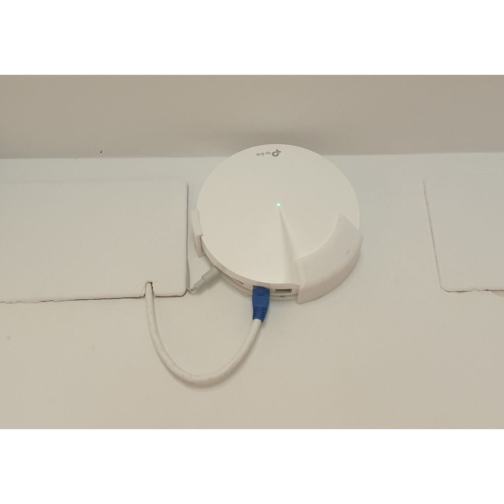 TP-Link Deco M9 Plus Muurbeugel - Wit, Computers en Software, Routers en Modems, Ophalen of Verzenden, Nieuw, Router