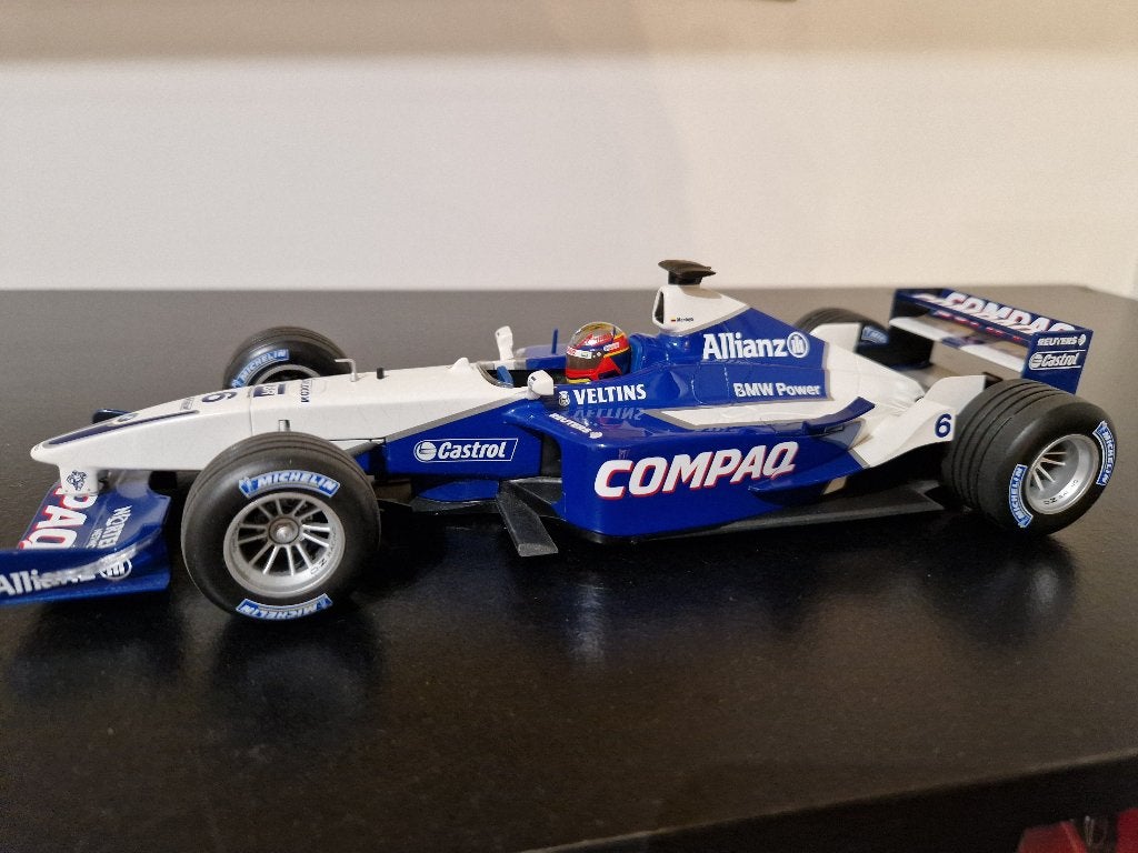 Minichamps 100 010006 Williams BMW FW23 2001 J.P. Montoya, Ophalen of Verzenden, Zo goed als nieuw, Auto, MiniChamps