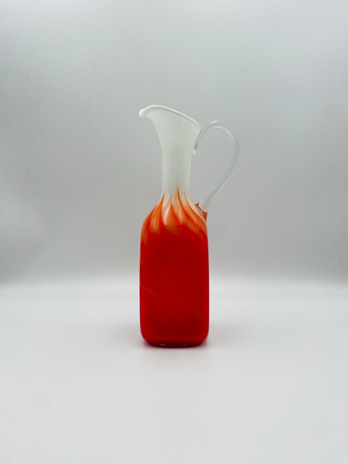 Vintage Opaline Murano Jaren '70 Vaas - Rood/Wit Glas, Ophalen of Verzenden