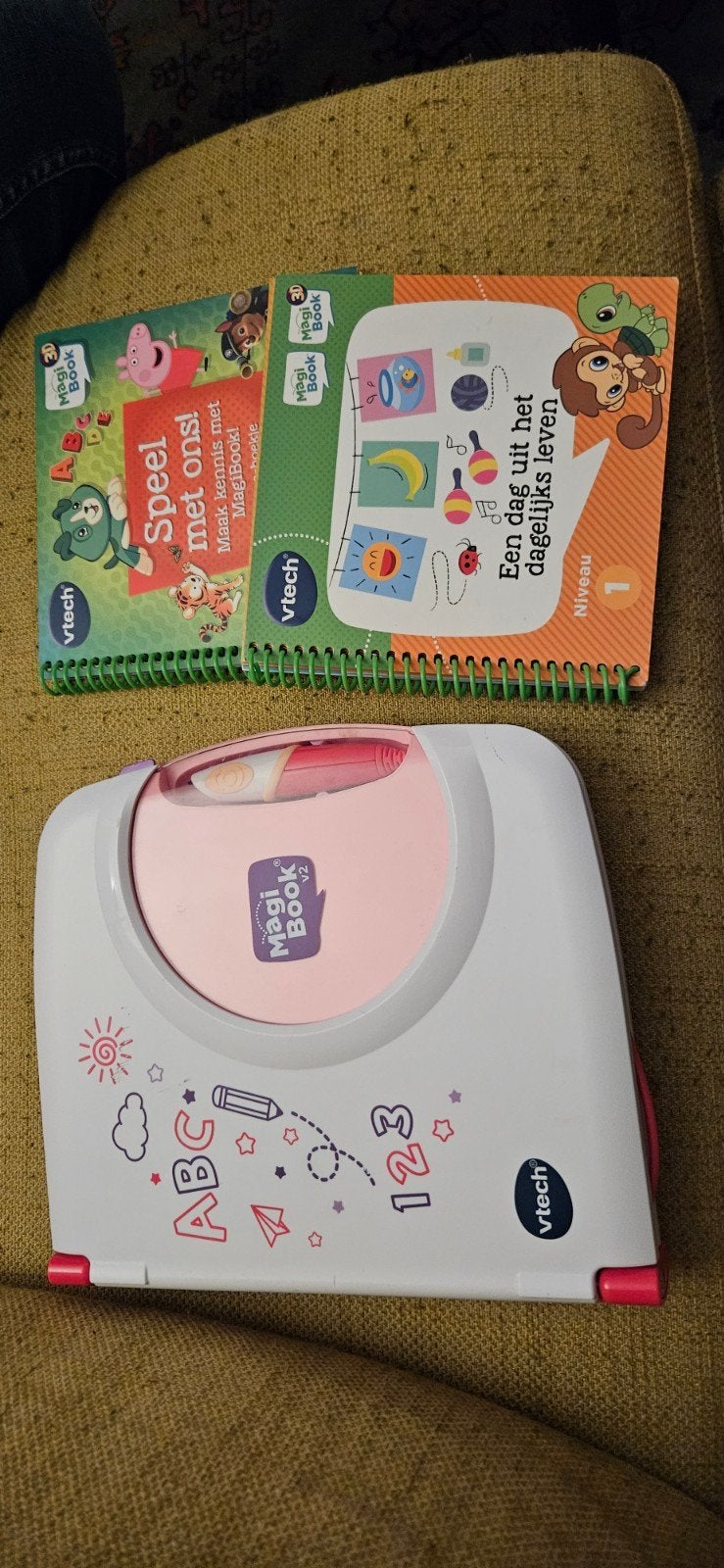 Vtech Magibook Roze V2, Ophalen of Verzenden, Gebruikt, 2 tot 4 jaar