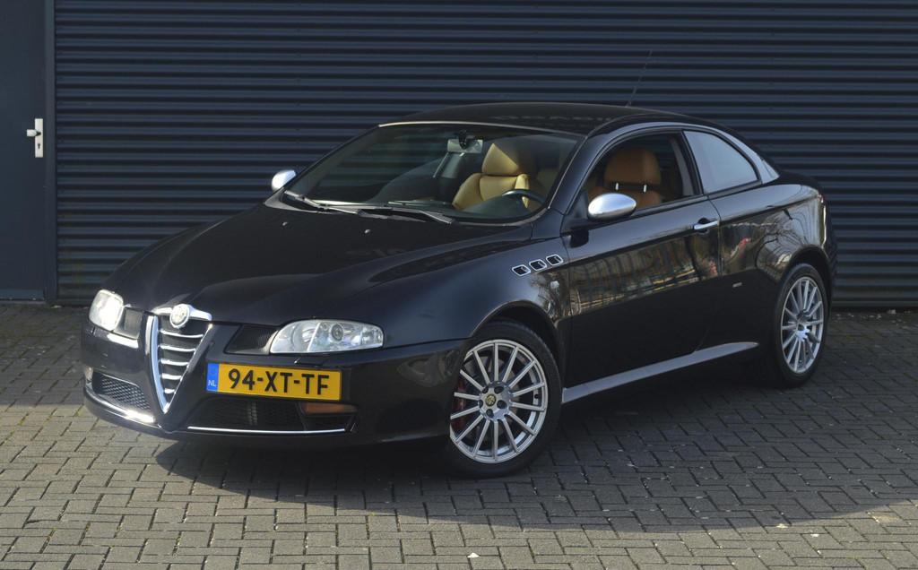 Alfa Romeo GT 3.2 V6 Distinctive Busso, Auto's, Gebruikt, 400 kg, Zwart, Handgeschakeld