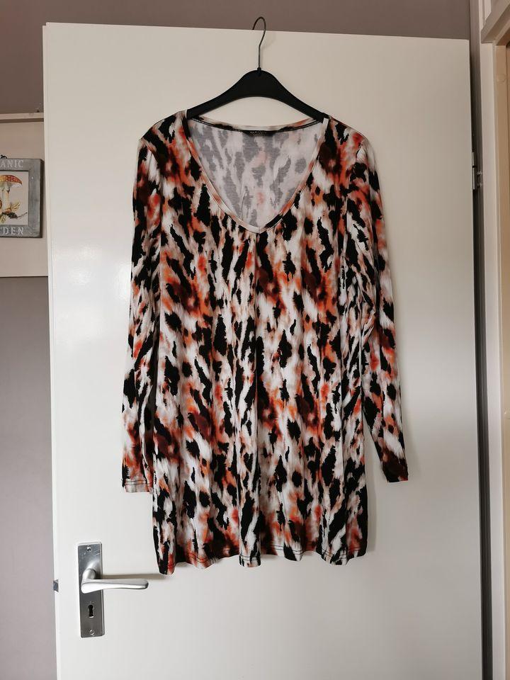 19 .. zgan tuniek maat 46 ??, Kleding | Dames, Grote Maten, Ophalen of Verzenden, Zo goed als nieuw, Overige kleuren, Blouse of Tuniek
