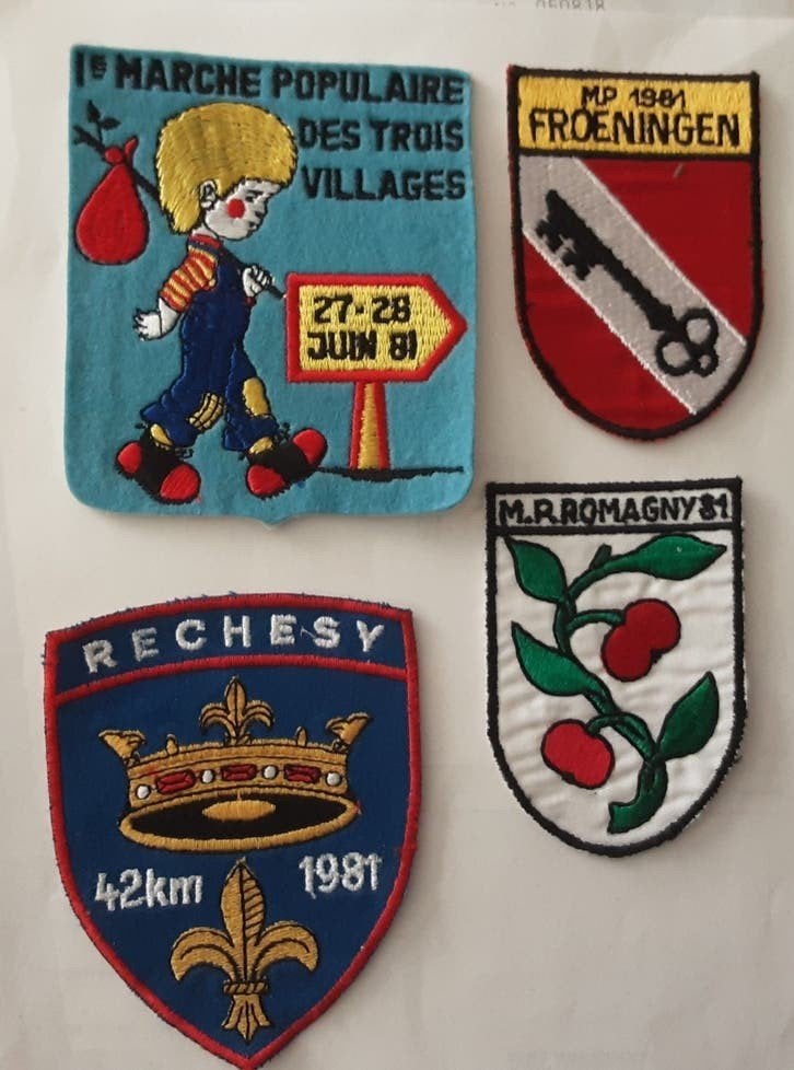 Vintage Franse wandelsport emblemen, Hobby en Vrije tijd, Kledingapplicaties en Hotfix, Ophalen of Verzenden, Zo goed als nieuw