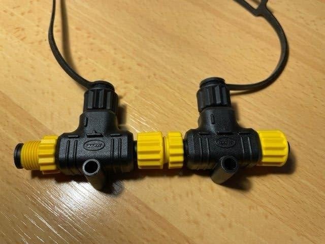 Nmea 2000 t-stekkers CZone (2 stuks) nieuw, Ophalen of Verzenden, Nieuw, Kaartplotter of Fish Finder