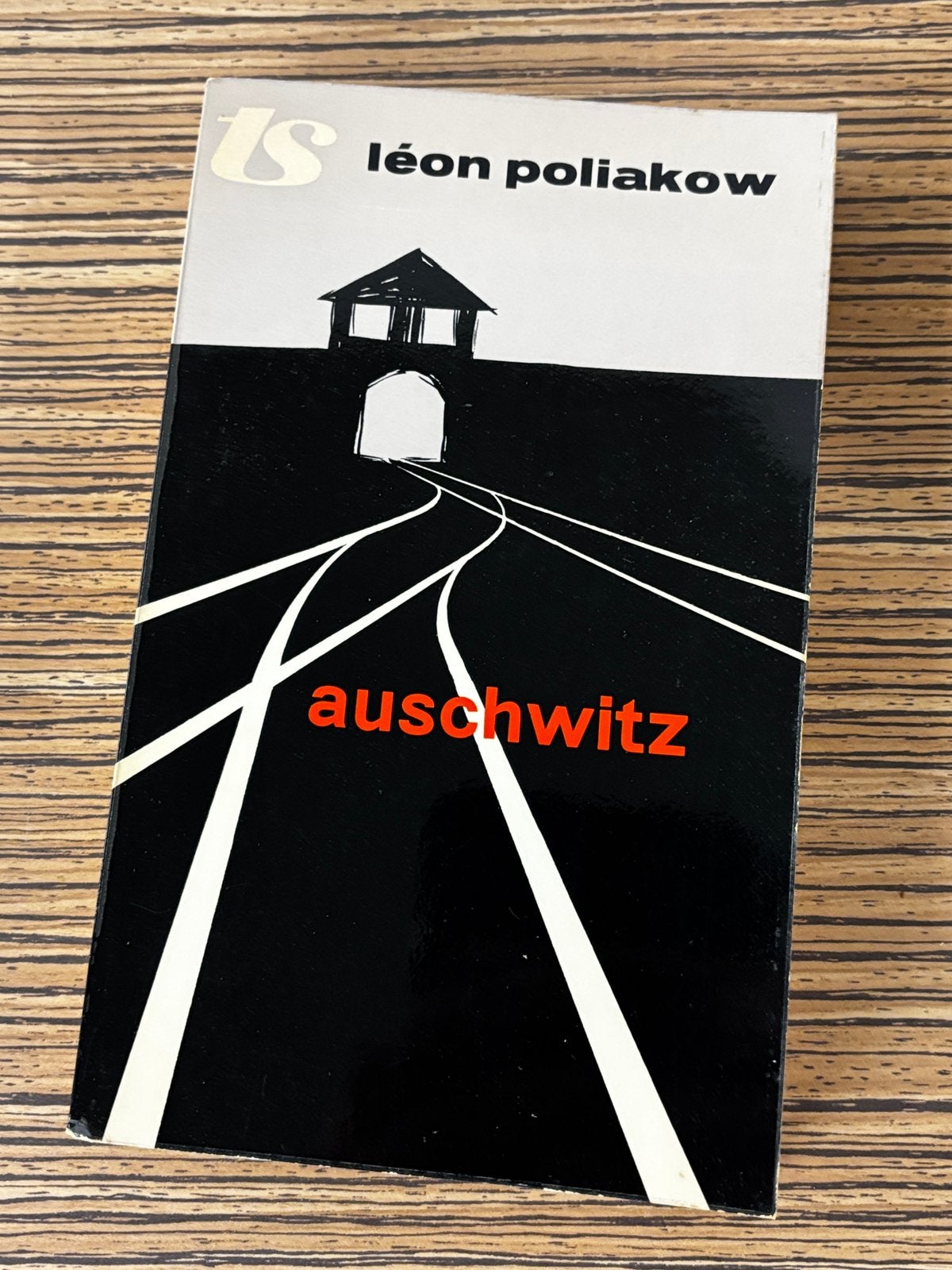 Auschwitz, Boeken, Ophalen of Verzenden, Tweede Wereldoorlog, Zo goed als nieuw, Overige onderwerpen